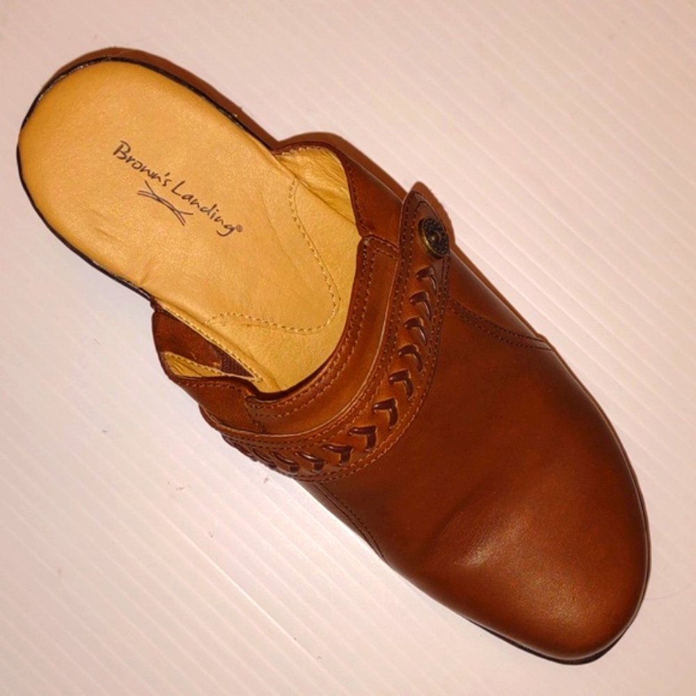 ๐พBROWN'S LANDING McKenna Clogs - Picture 6 of 12